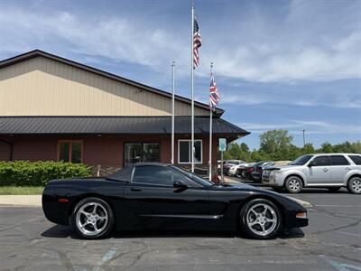 2004 Chevrolet Corvette Convertible 6-Speed - Photo 14 - Flushing, MI 48433