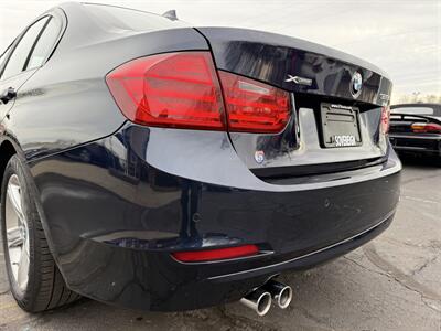 2015 BMW 328i xDrive AWD - Photo 24 - Flushing, MI 48433