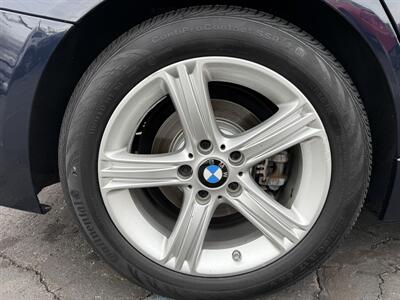 2015 BMW 328i xDrive AWD - Photo 26 - Flushing, MI 48433