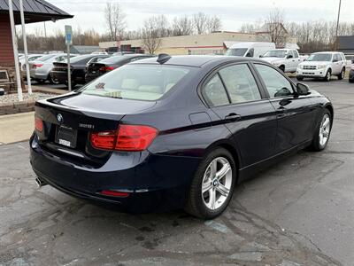 2015 BMW 328i xDrive AWD - Photo 5 - Flushing, MI 48433