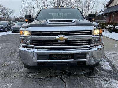 2017 Chevrolet Silverado 3500 WT Crew Cab DRW  4WD Duramax - Photo 2 - Flushing, MI 48433