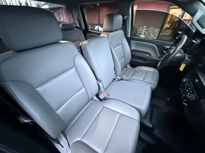 2017 Chevrolet Silverado 3500 WT Crew Cab DRW  4WD Duramax - Photo 32 - Flushing, MI 48433