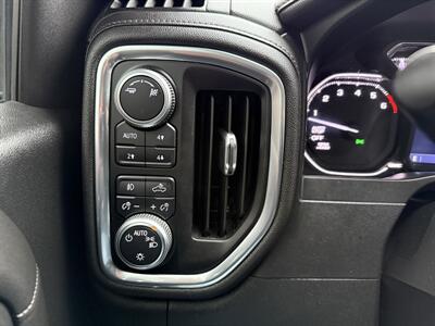 2019 GMC Sierra 1500 Elevation  4WD - Photo 12 - Flushing, MI 48433