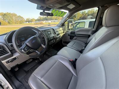 2020 Ford F-250 Super Duty XL  Supercab 4X4 - Photo 6 - Flushing, MI 48433