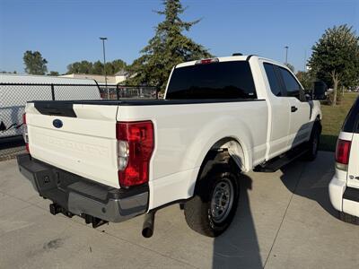 2020 Ford F-250 Super Duty XL  Supercab 4X4 - Photo 4 - Flushing, MI 48433