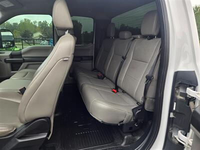 2020 Ford F-250 Super Duty XL  Supercab 4X4 - Photo 14 - Flushing, MI 48433