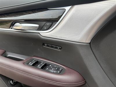 2023 Cadillac XT6 Premium Luxury  AWD - Photo 12 - Flushing, MI 48433