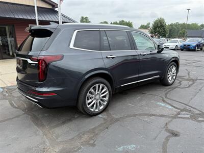 2023 Cadillac XT6 Premium Luxury  AWD - Photo 3 - Flushing, MI 48433
