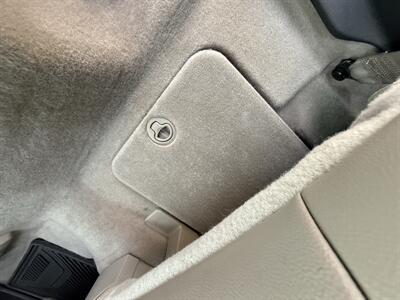 2014 Ford C-MAX Energi SEL - Photo 21 - Flushing, MI 48433