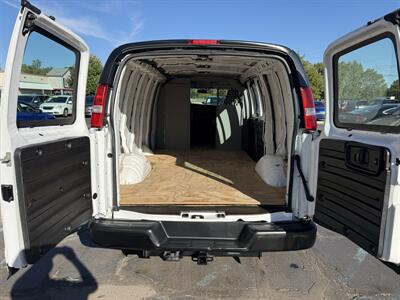 2019 Chevrolet Express 2500 Cargo - Photo 16 - Flushing, MI 48433