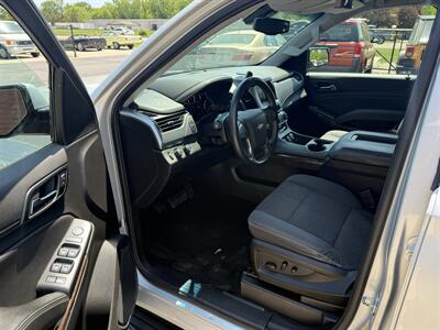2018 Chevrolet Tahoe LS  4WD - Photo 10 - Flushing, MI 48433