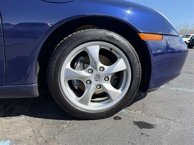 2001 Porsche Boxster 5-Speed Manual - Photo 17 - Flushing, MI 48433