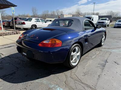 2001 Porsche Boxster 5-Speed Manual - Photo 9 - Flushing, MI 48433