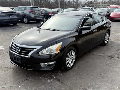 2015 Nissan Altima 2.5  S - Photo 3 - Flushing, MI 48433