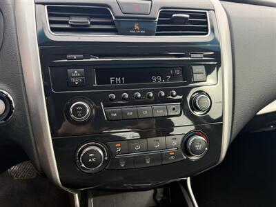 2015 Nissan Altima 2.5  S - Photo 15 - Flushing, MI 48433