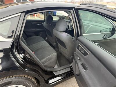 2015 Nissan Altima 2.5  S - Photo 16 - Flushing, MI 48433