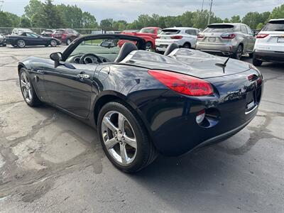 2007 Pontiac Solstice Convertible   - Photo 15 - Flushing, MI 48433