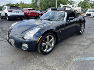 2007 Pontiac Solstice Convertible   - Photo 9 - Flushing, MI 48433