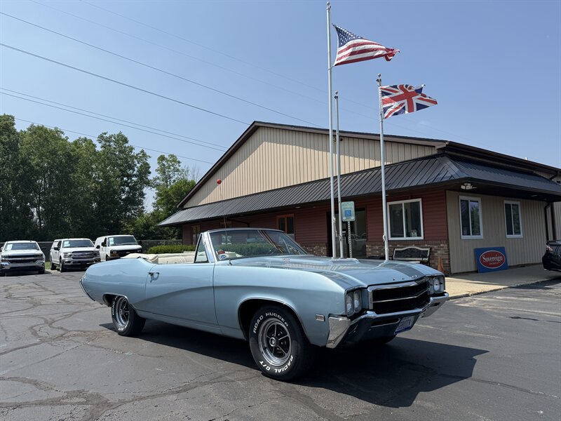 1968 Buick Skylark GS 400 Convertible - Photo 1 - Flushing, MI 48433