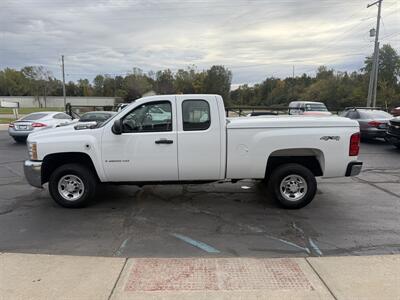 2008 Chevrolet Silverado 2500 Work Truck  4WD - Photo 8 - Flushing, MI 48433