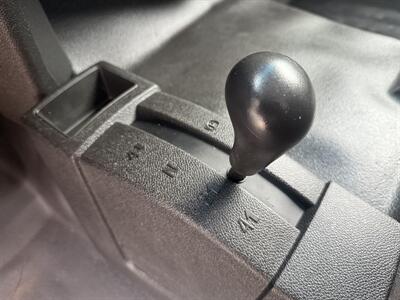 2008 Chevrolet Silverado 2500 Work Truck  4WD - Photo 12 - Flushing, MI 48433