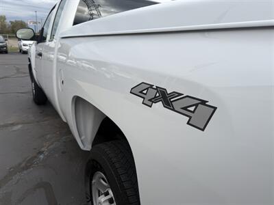 2008 Chevrolet Silverado 2500 Work Truck  4WD - Photo 17 - Flushing, MI 48433