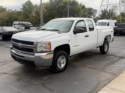 2008 Chevrolet Silverado 2500 Work Truck  4WD - Photo 3 - Flushing, MI 48433