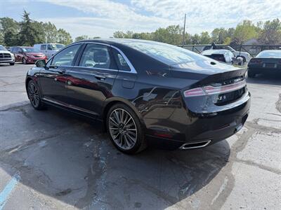 2015 Lincoln MKZ/Zephyr Reserve  AWD - Photo 5 - Flushing, MI 48433