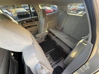 2015 Buick Enclave Convenience  FWD - Photo 14 - Flushing, MI 48433
