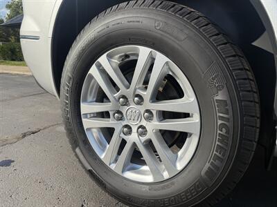2015 Buick Enclave Convenience  FWD - Photo 20 - Flushing, MI 48433