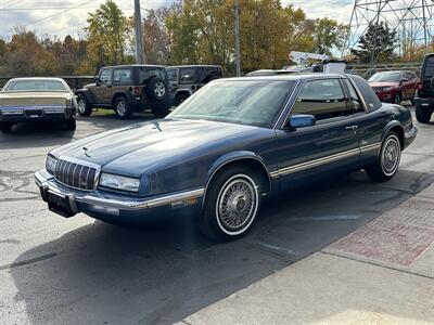 1992 Buick Riviera   - Photo 3 - Flushing, MI 48433