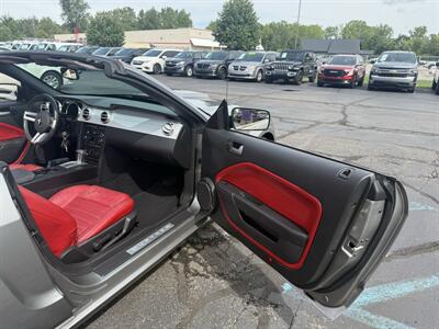 2009 Ford Mustang GT Premium Convertible - Photo 38 - Flushing, MI 48433