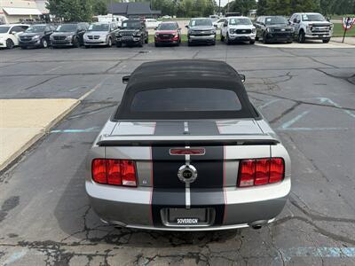 2009 Ford Mustang GT Premium Convertible - Photo 9 - Flushing, MI 48433