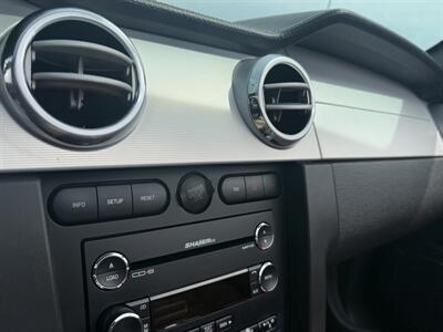 2009 Ford Mustang GT Premium Convertible - Photo 24 - Flushing, MI 48433