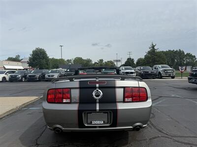 2009 Ford Mustang GT Premium Convertible - Photo 13 - Flushing, MI 48433