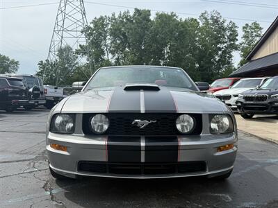 2009 Ford Mustang GT Premium Convertible - Photo 11 - Flushing, MI 48433