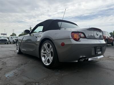 2003 BMW Z4 3.0i - Photo 3 - Flushing, MI 48433