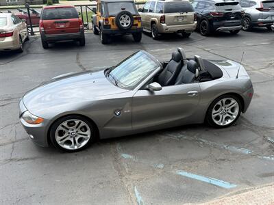 2003 BMW Z4 3.0i - Photo 2 - Flushing, MI 48433