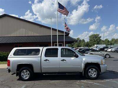 2011 Chevrolet Silverado 1500 LT 4X4 - Photo 4 - Flushing, MI 48433