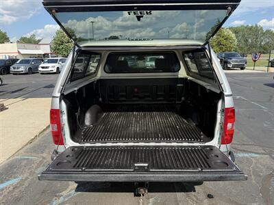 2011 Chevrolet Silverado 1500 LT 4X4 - Photo 27 - Flushing, MI 48433