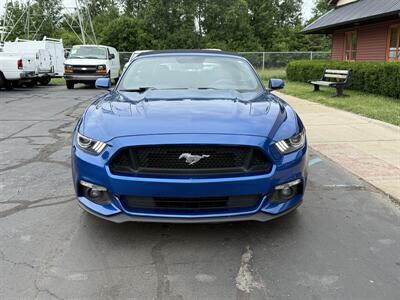 2017 Ford Mustang GT Premium  Convertible - Photo 6 - Flushing, MI 48433