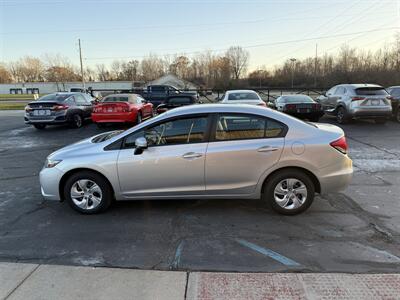 2015 Honda Civic LX - Photo 9 - Flushing, MI 48433