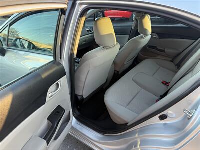 2015 Honda Civic LX - Photo 17 - Flushing, MI 48433