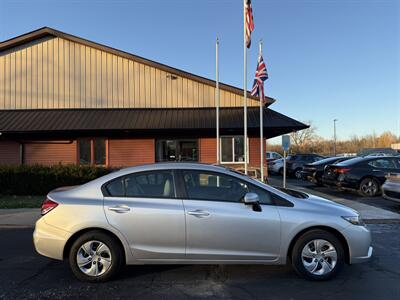 2015 Honda Civic LX - Photo 5 - Flushing, MI 48433