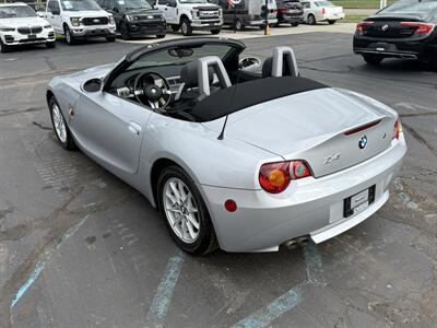2004 BMW Z4 2.5i Roadster - Photo 13 - Flushing, MI 48433