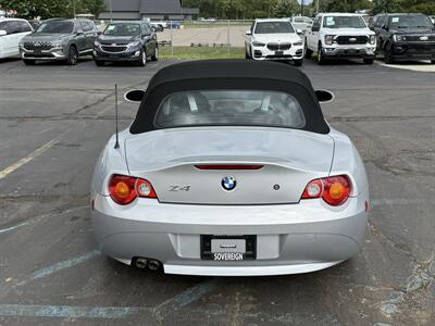 2004 BMW Z4 2.5i Roadster - Photo 8 - Flushing, MI 48433