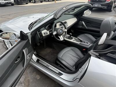 2004 BMW Z4 2.5i Roadster - Photo 27 - Flushing, MI 48433
