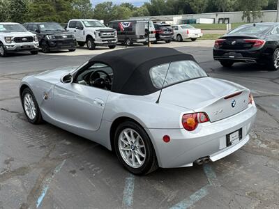 2004 BMW Z4 2.5i Roadster - Photo 9 - Flushing, MI 48433