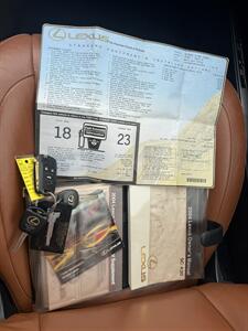 2004 Lexus SC 430 - Photo 43 - Flushing, MI 48433