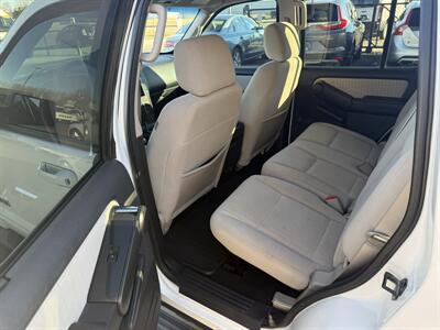 2008 Ford Explorer XLT  4X4 - Photo 16 - Flushing, MI 48433
